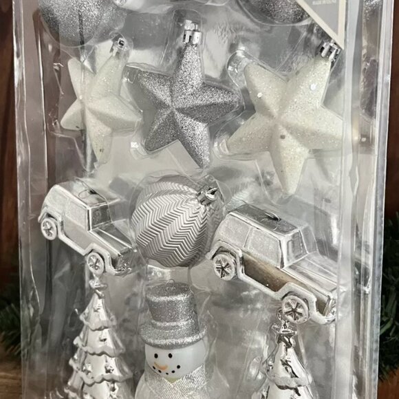 12 Silver Shatterproof Christmas Tree Trimming Ornaments Assortment - Picture 5 of 8